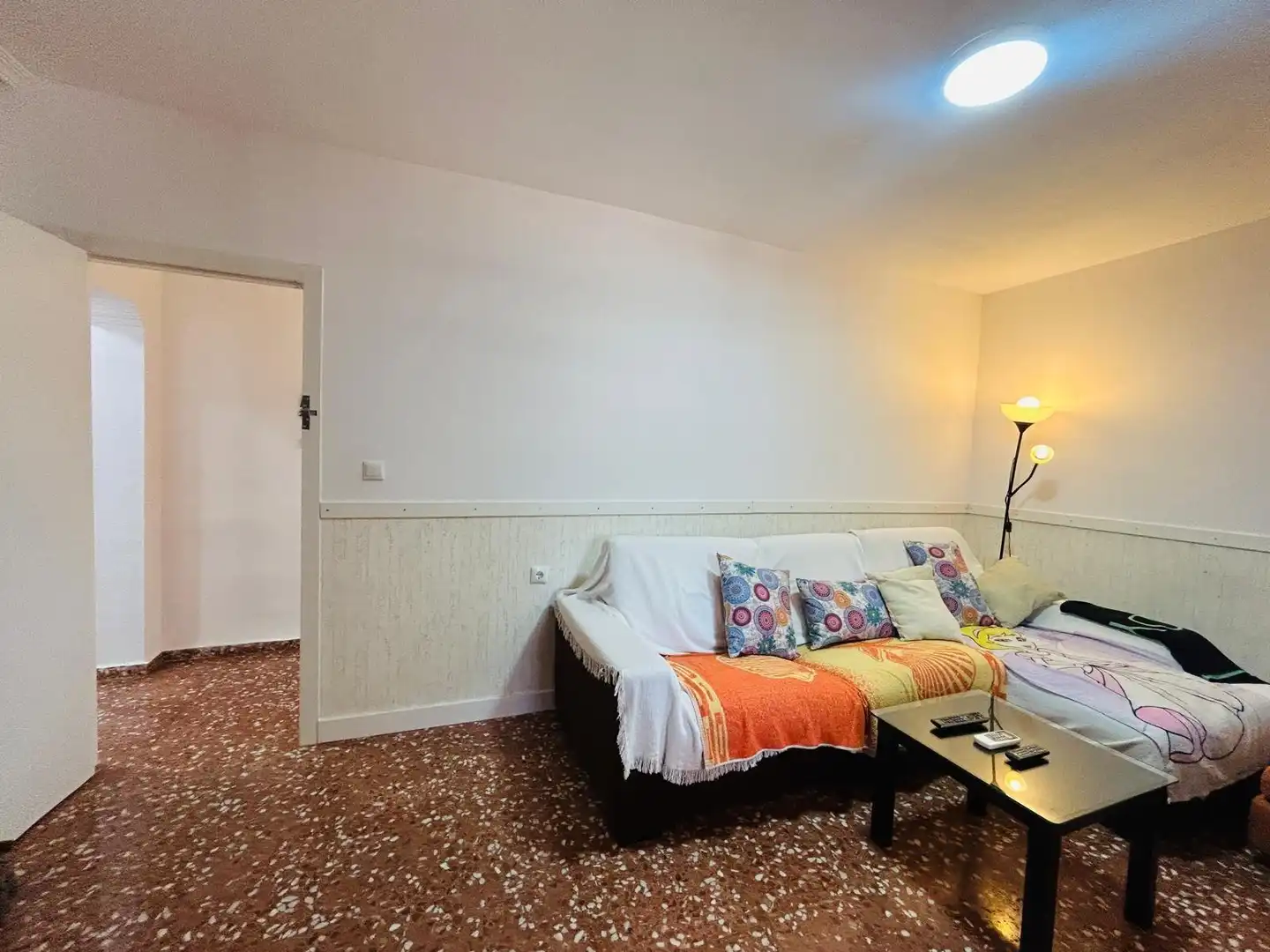 Sala d'estar de Casa o xalet en venda en Alicante / Alacant amb Aire condicionat, Calefacció i Jardí privat