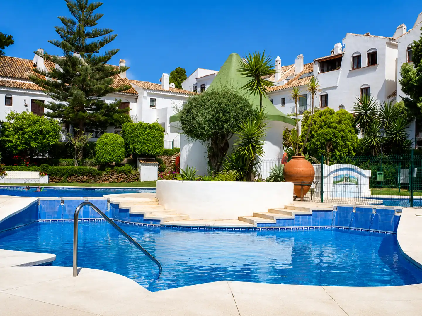 Garden of Detached homes for rent to own in Marbella  with Terrace and Community pool