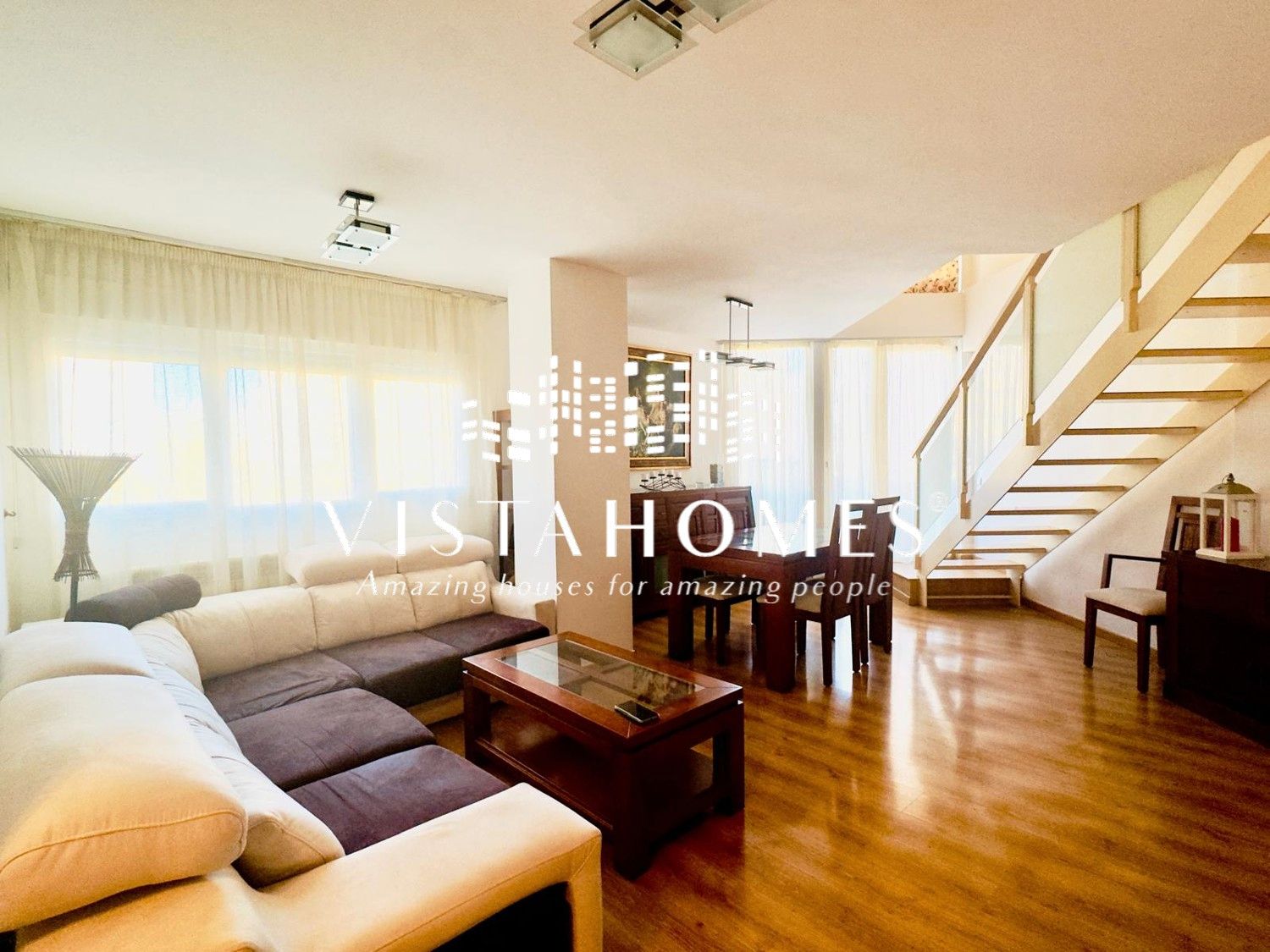 Sala d'estar de Dúplex en venda en San Sebastián de los Reyes amb Calefacció, Terrassa i Traster