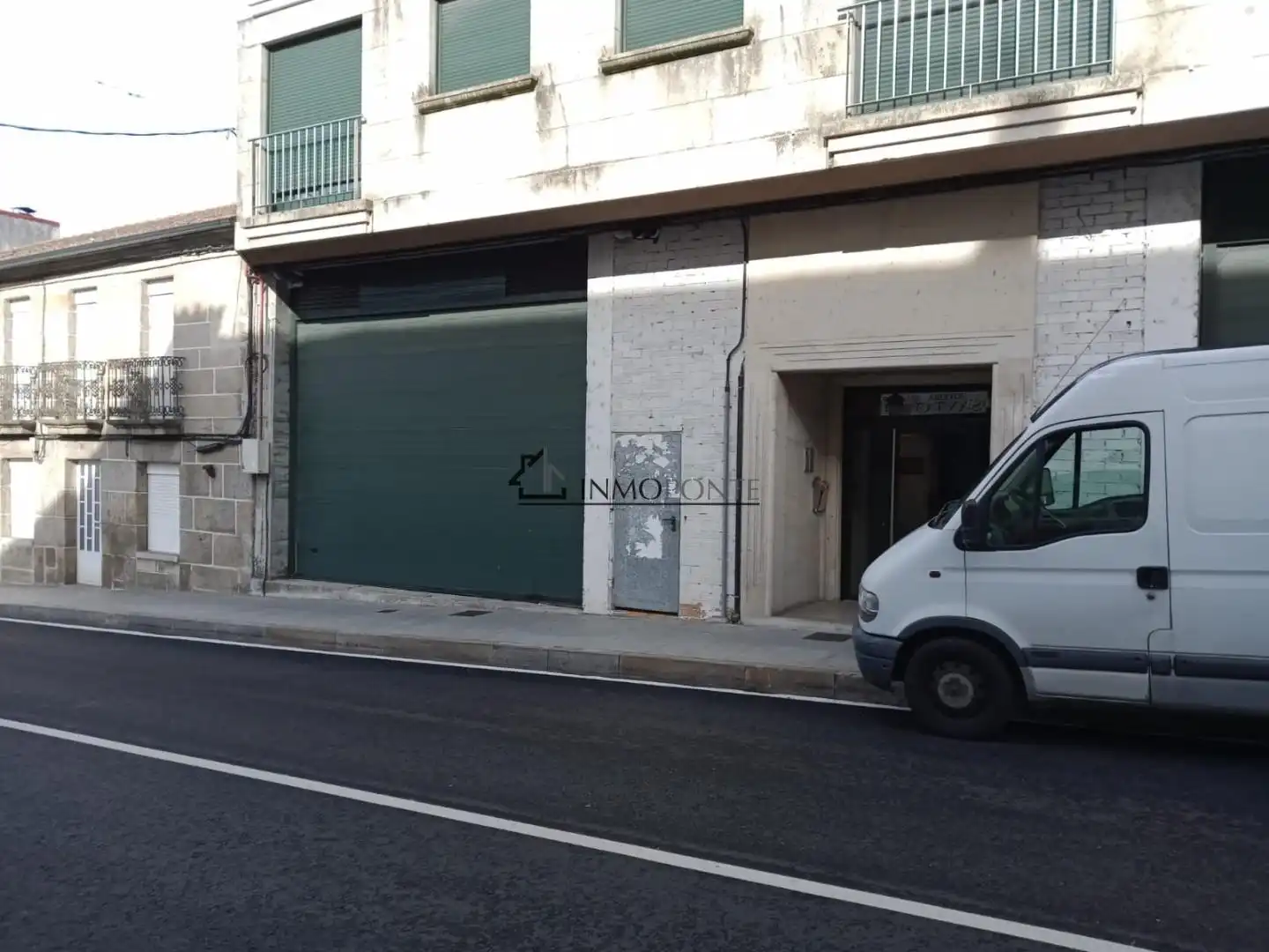Local comercial en venda a A Cañiza