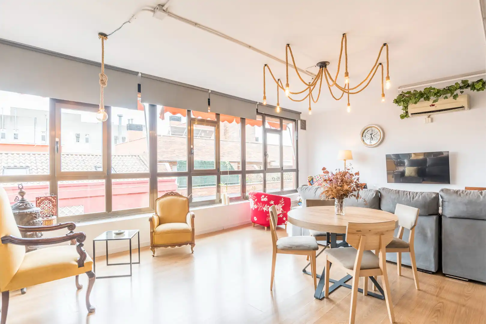 Sala de estar de Nave industrial en venta en Madrid