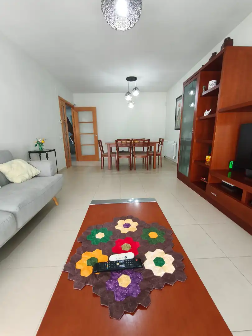 Sala de estar de Casa adosada en venta en El Rourell con Aire acondicionado, Calefacción y Jardín privado