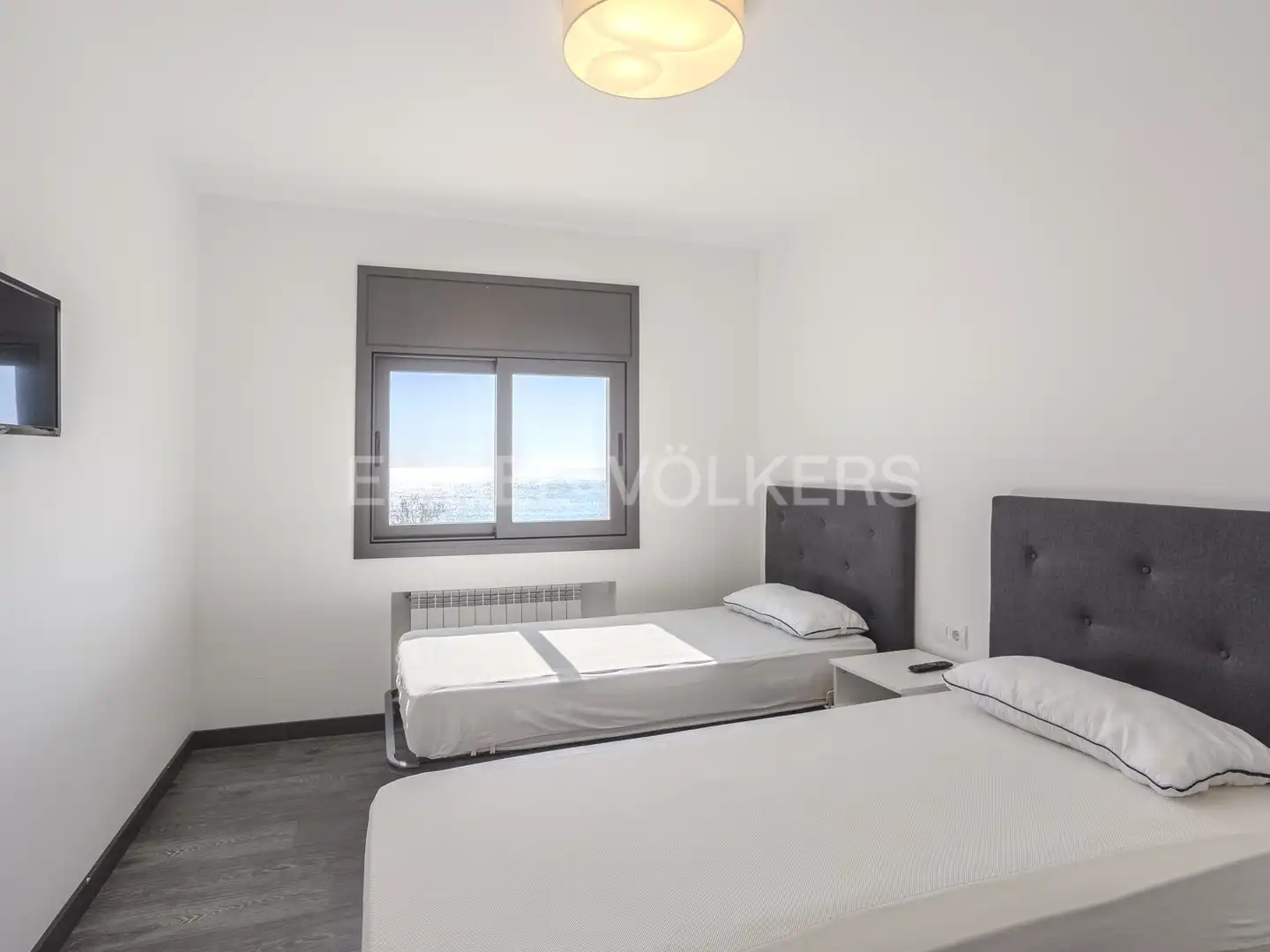 Bedroom of Houses for rent in Vilanova i la Geltrú  with Air Conditioner, Heating and Private garden