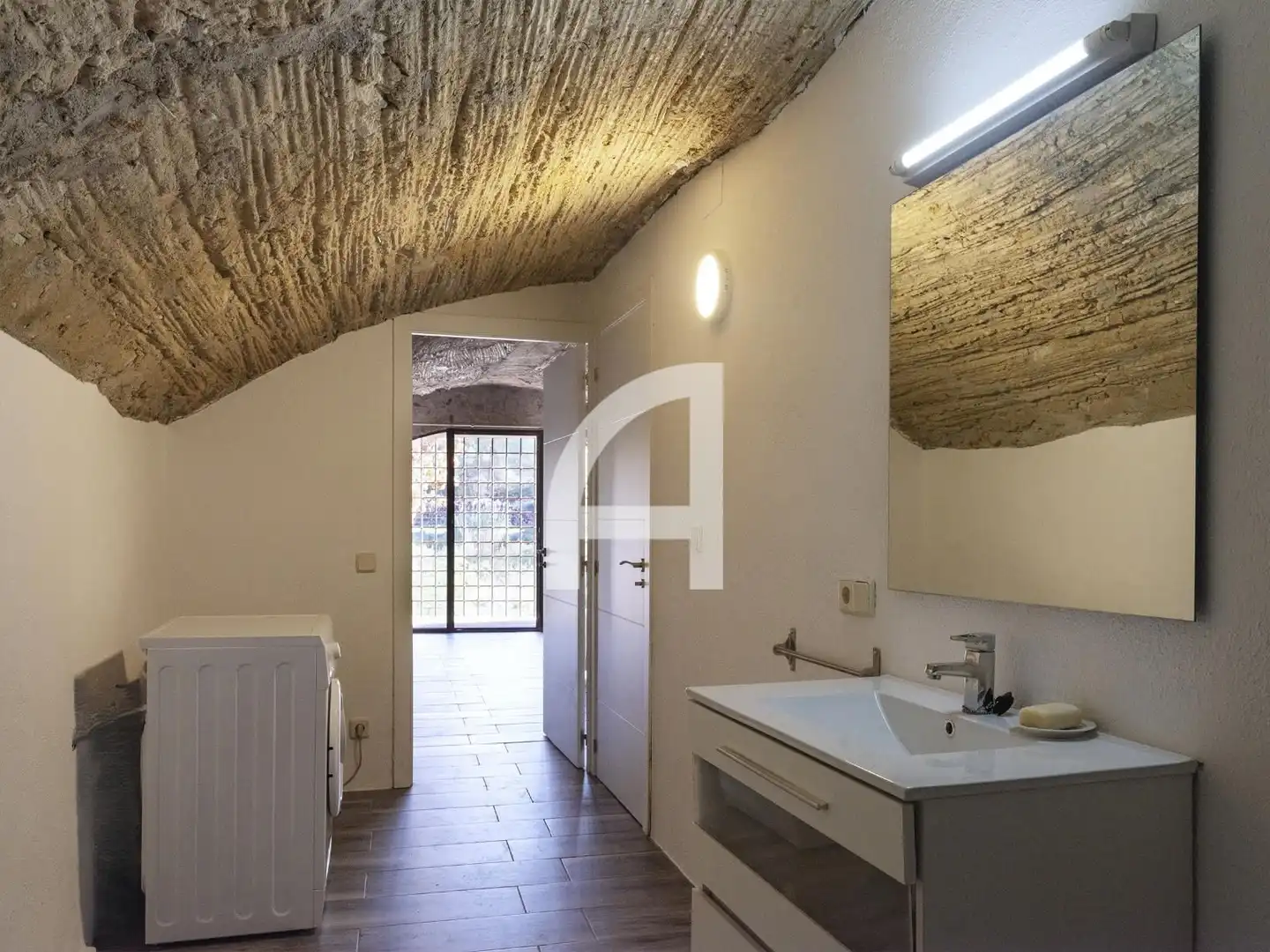 Finca rústica en venta en Sant Miquel de Fluvià con Calefacción, Piscina y Amueblado