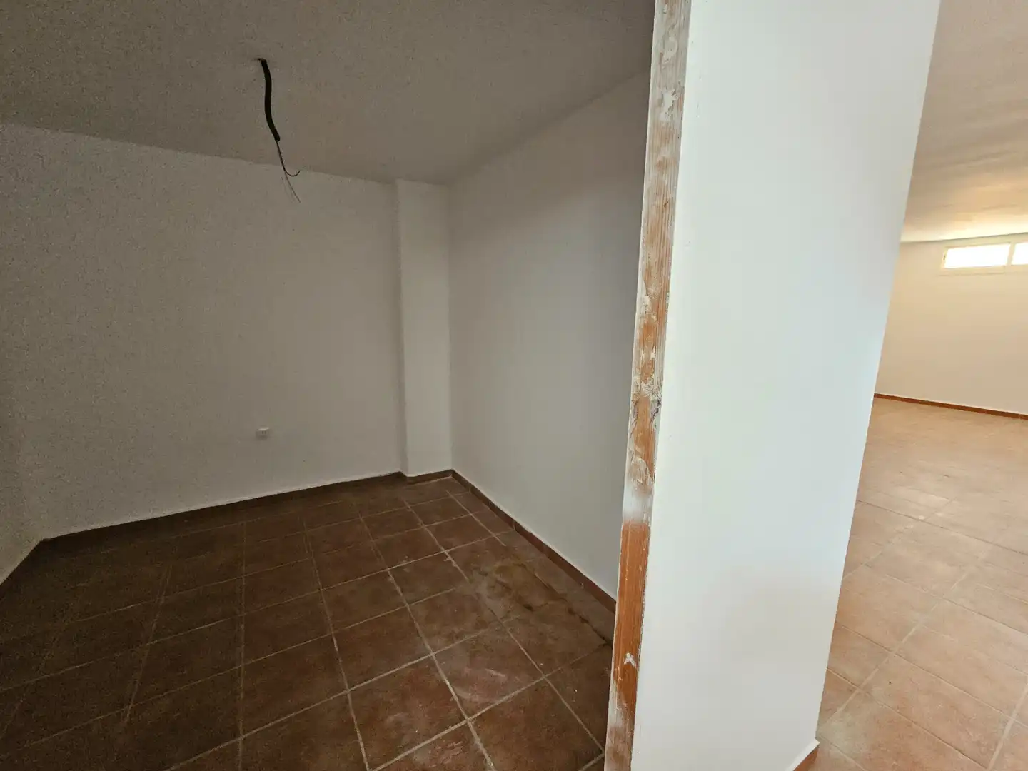 Casa adosada en venda en Espartinas amb Balcó