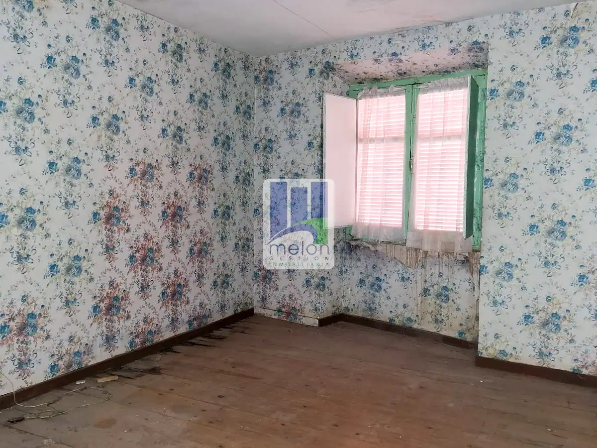 Dormitori de Casa o xalet en venda en Sasamón amb Traster