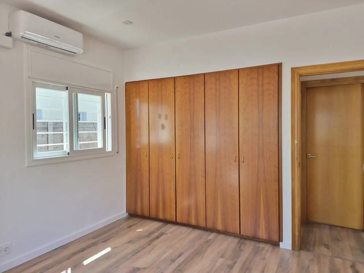 Schlafzimmer von Haus oder Chalet zur Miete in Sant Cugat del Vallès mit Klimaanlage, Heizung und Privatgarten