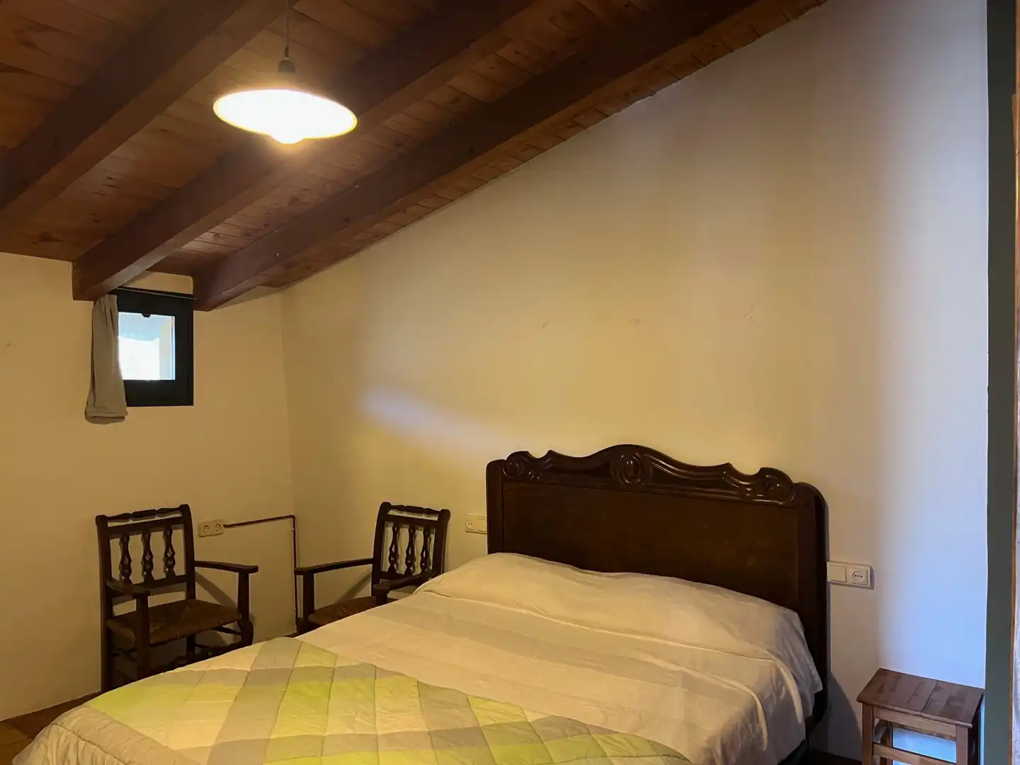 Dormitori de Finca rústica en venda en Mieres (Girona) amb Aire condicionat, Jardí privat i Parquet