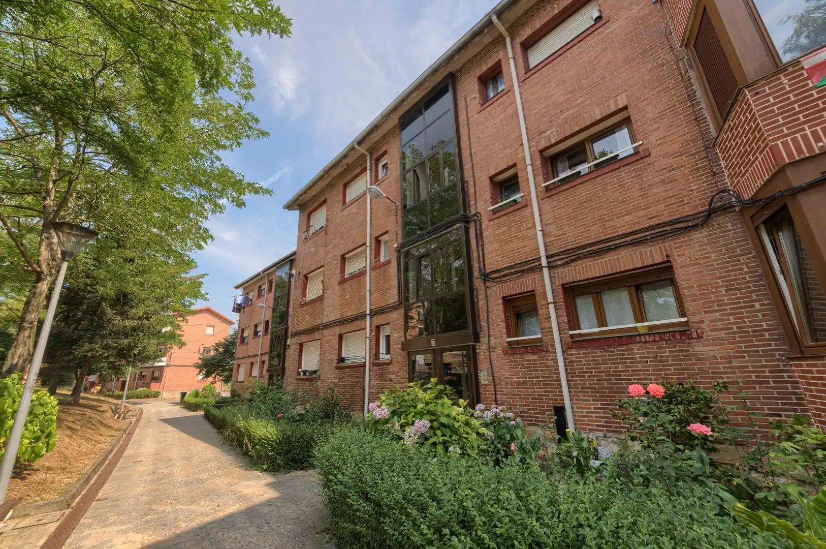 Exterior view of Flat for sale in Abanto y Ciérvana-Abanto Zierbena, Bizkaia