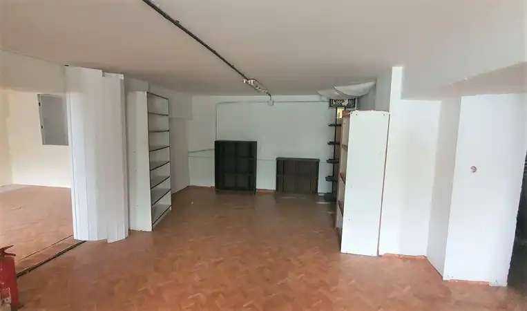 Local comercial en venda a Avda Familia De Betancourt Y Molina 25 000 Bja 1, imagen 8