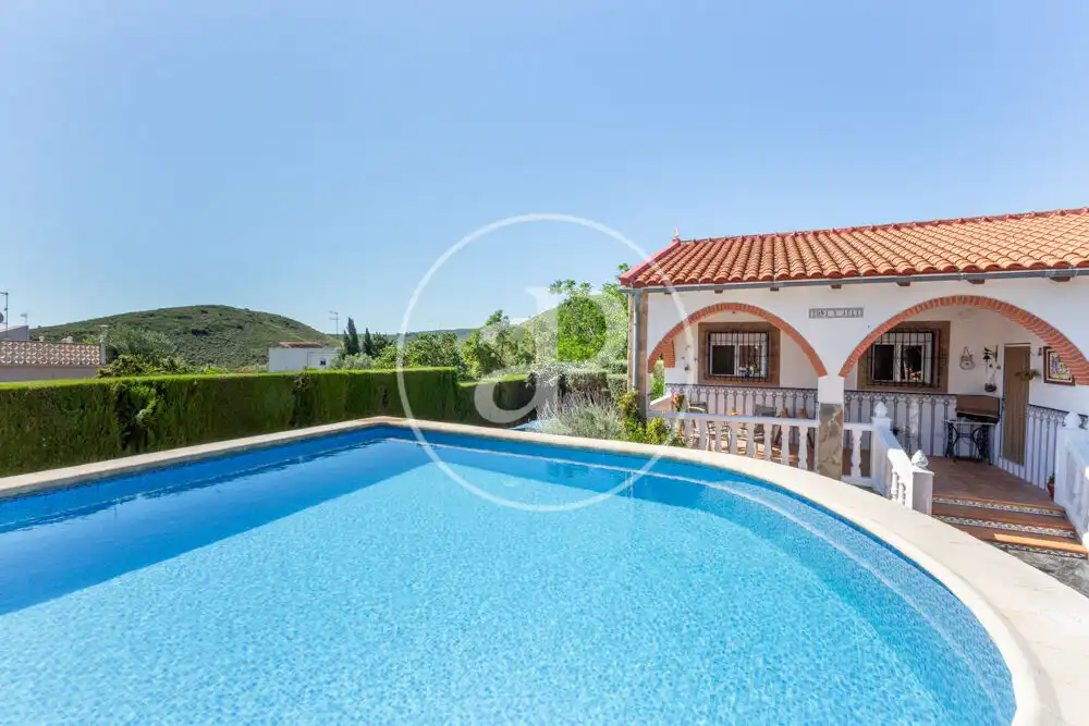 Piscina de Casa o chalet en venta en Montroi / Montroy con Aire acondicionado, Calefacción y Jardín privado