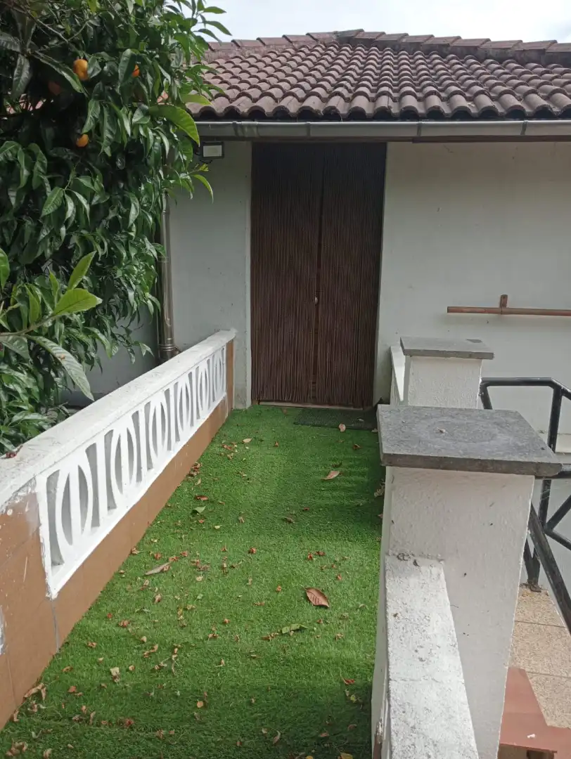 Terrassa de Finca rústica en venda en Barakaldo  amb Calefacció, Jardí privat i Moblat