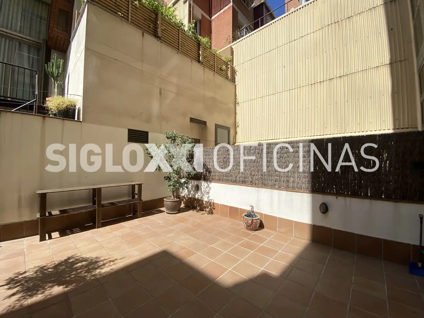 Terrasse von Büro zur Miete in Barcelona mit Klimaanlage und Heizung