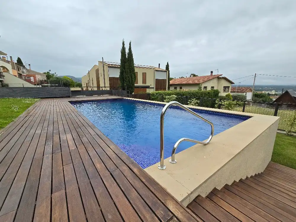 Piscina de Dúplex de alquiler en Moià con Calefacción, Jardín privado y Terraza