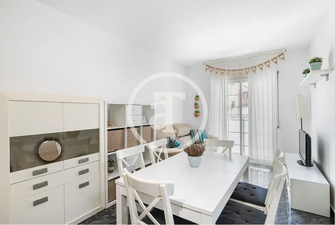 Esszimmer von Wohnung zur Miete in Esplugues de Llobregat mit Möbliert, Ofen und Waschmaschine