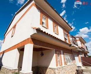 Exterior view of Single-family semi-detached for sale in Las Ventas de Retamosa  with Terrace