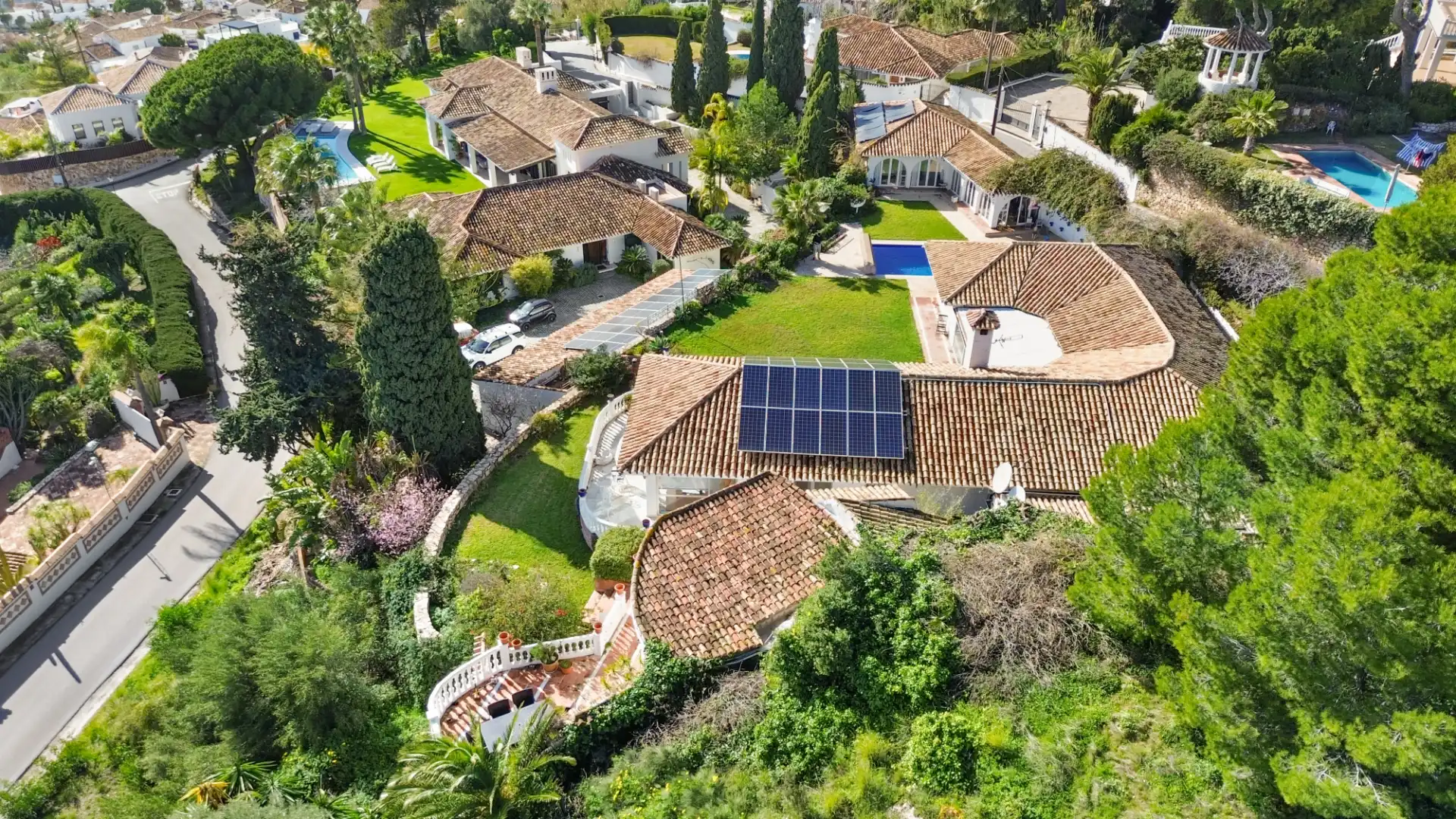 Vista exterior de Casa o chalet en venta en Benalmádena con Aire acondicionado, Jardín privado y Terraza