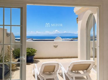 Penthouse with pool for sale in kurt Conrad