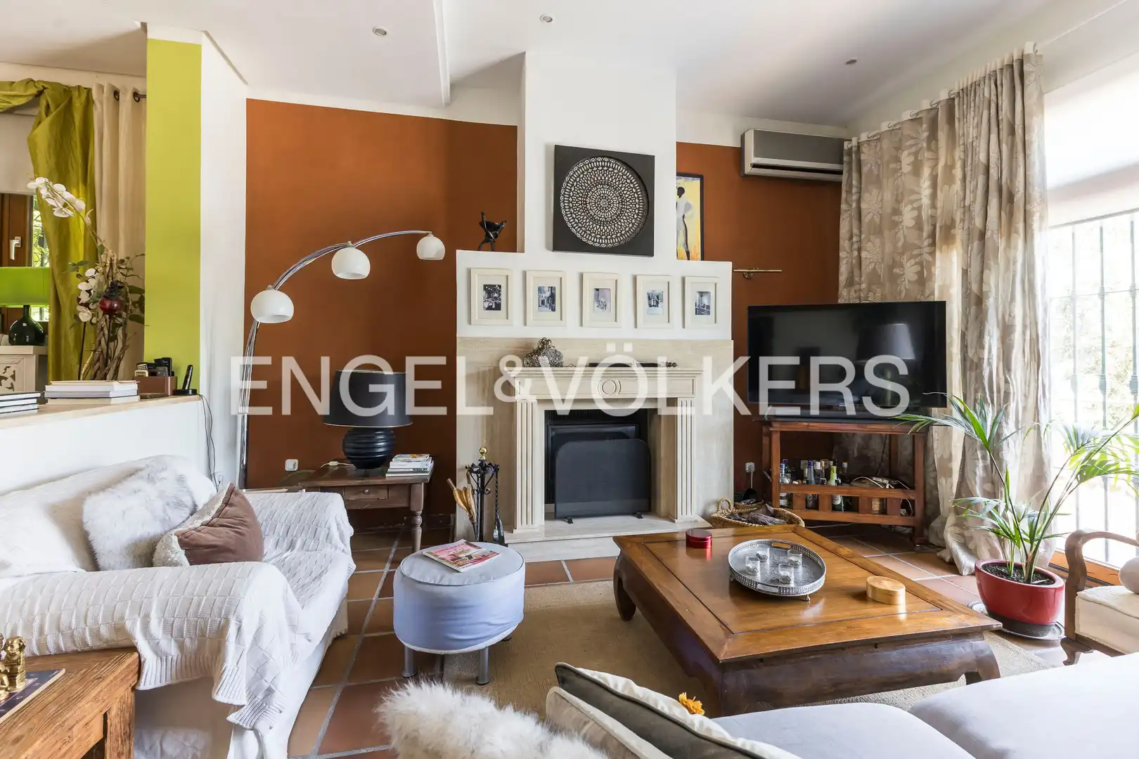 Living room of Houses for sale in Valdemorillo  with Air Conditioner, Heating and Private garden
