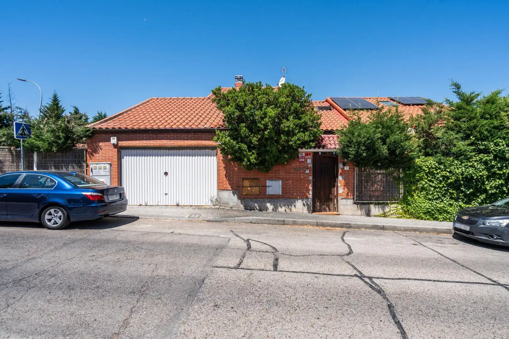 Vista exterior de Casa o chalet en venta en Rivas-Vaciamadrid con Aire acondicionado, Calefacción y Jardín privado