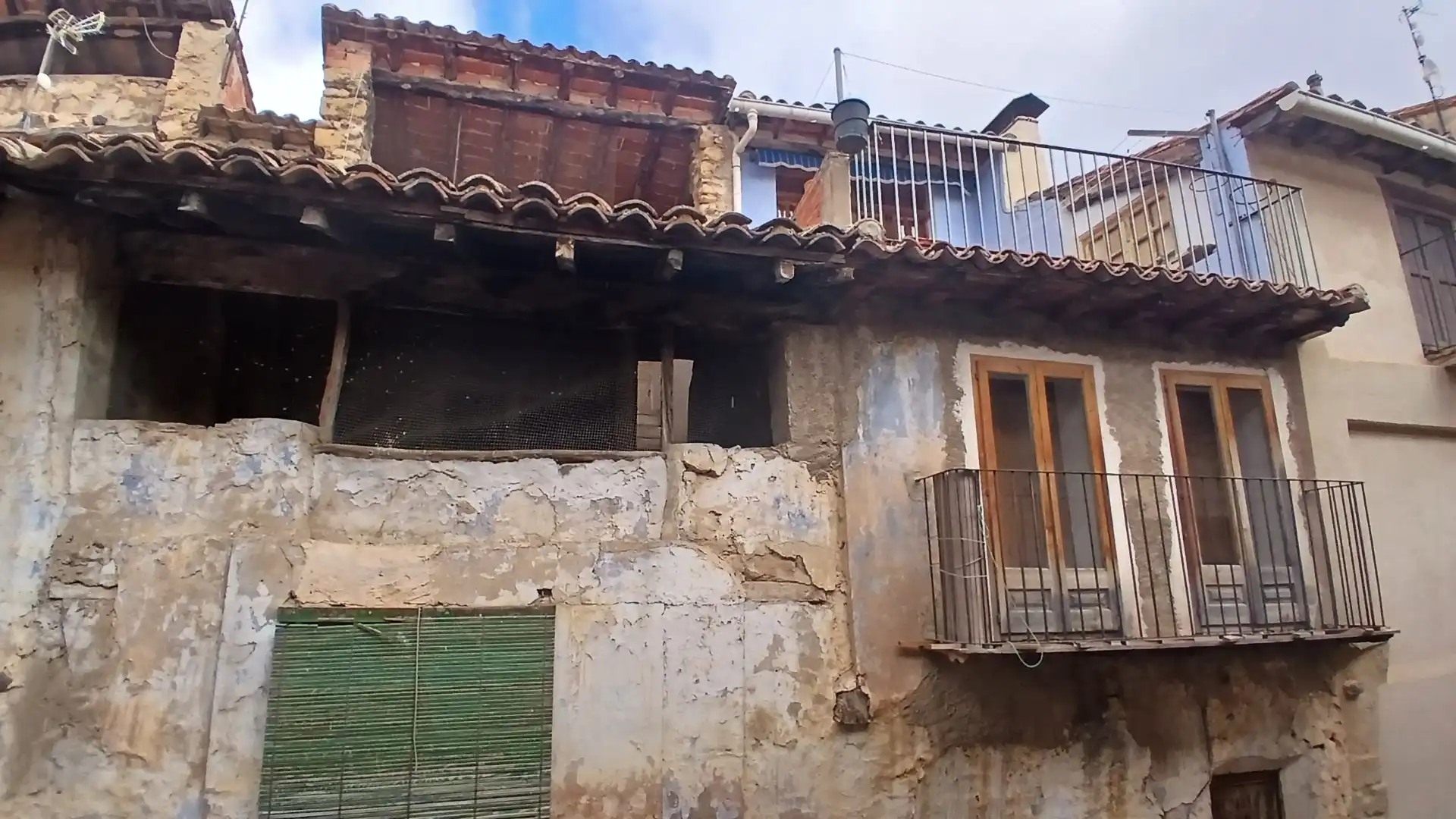 Einfamilien-Reihenhaus zum Verkauf in Calle la Paz, 10, Valderrobres