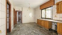 Cuina de Finca rústica en venda en Las Gabias amb Jardí privat, Parquet i Piscina