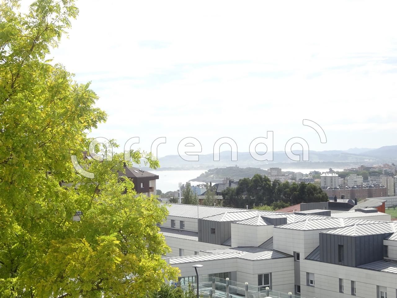 Exterior view of Flat to rent in Santander  with Parquet flooring, Storage room and Furnished