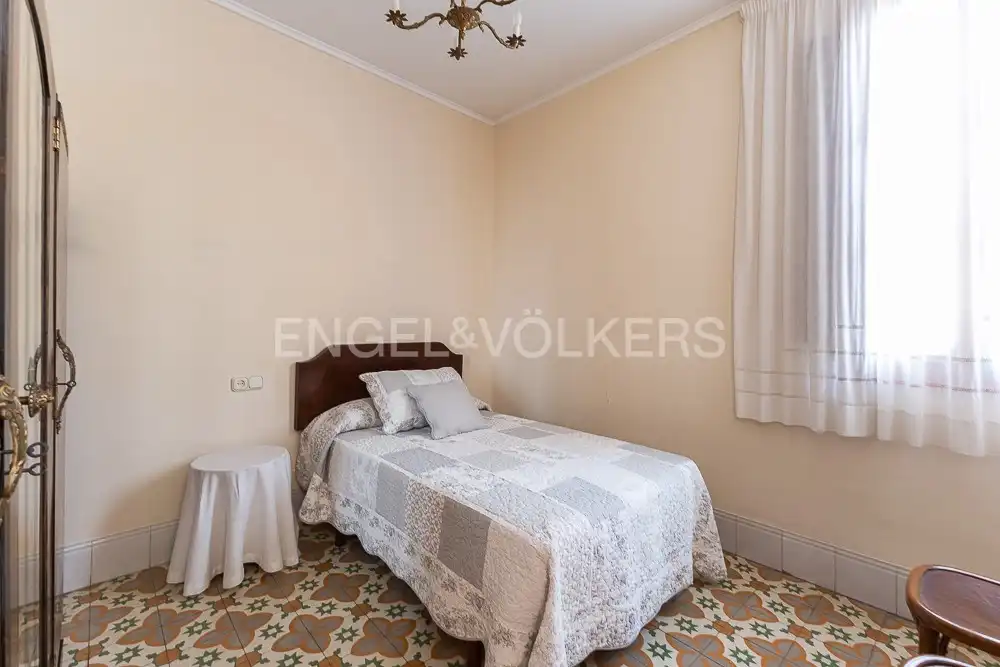 Dormitori de Casa o xalet en venda en Almazora / Almassora amb Calefacció, Terrassa i Traster