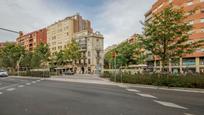 Vista exterior de Local en venda en  Barcelona Capital