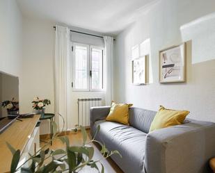 Bedroom of Apartment to share in  Madrid Capital  with Air Conditioner, Heating and Terrace