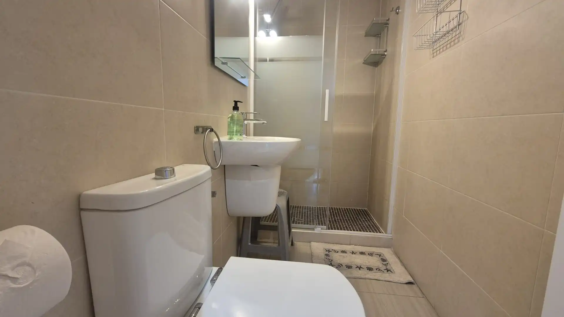 Badezimmer von Wohnung zur Miete in Cartagena mit Terrasse und Möbliert