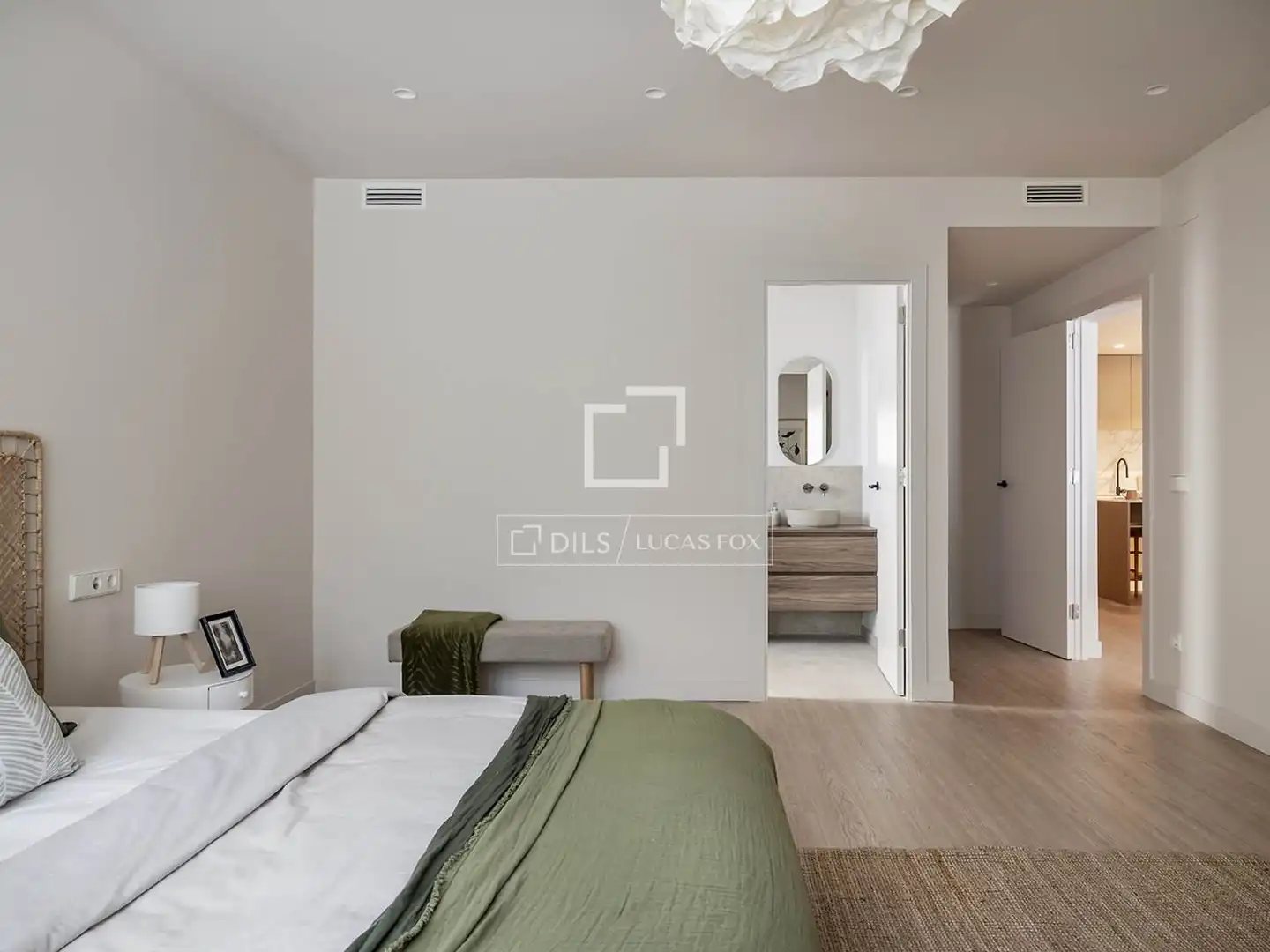 Habitación de Piso en venta en Barcelona con Aire acondicionado, Calefacción y Jardín privado