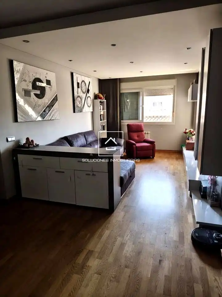 Sala d'estar de Planta baixa en venda en Valdemoro amb Aire condicionat, Terrassa i Traster