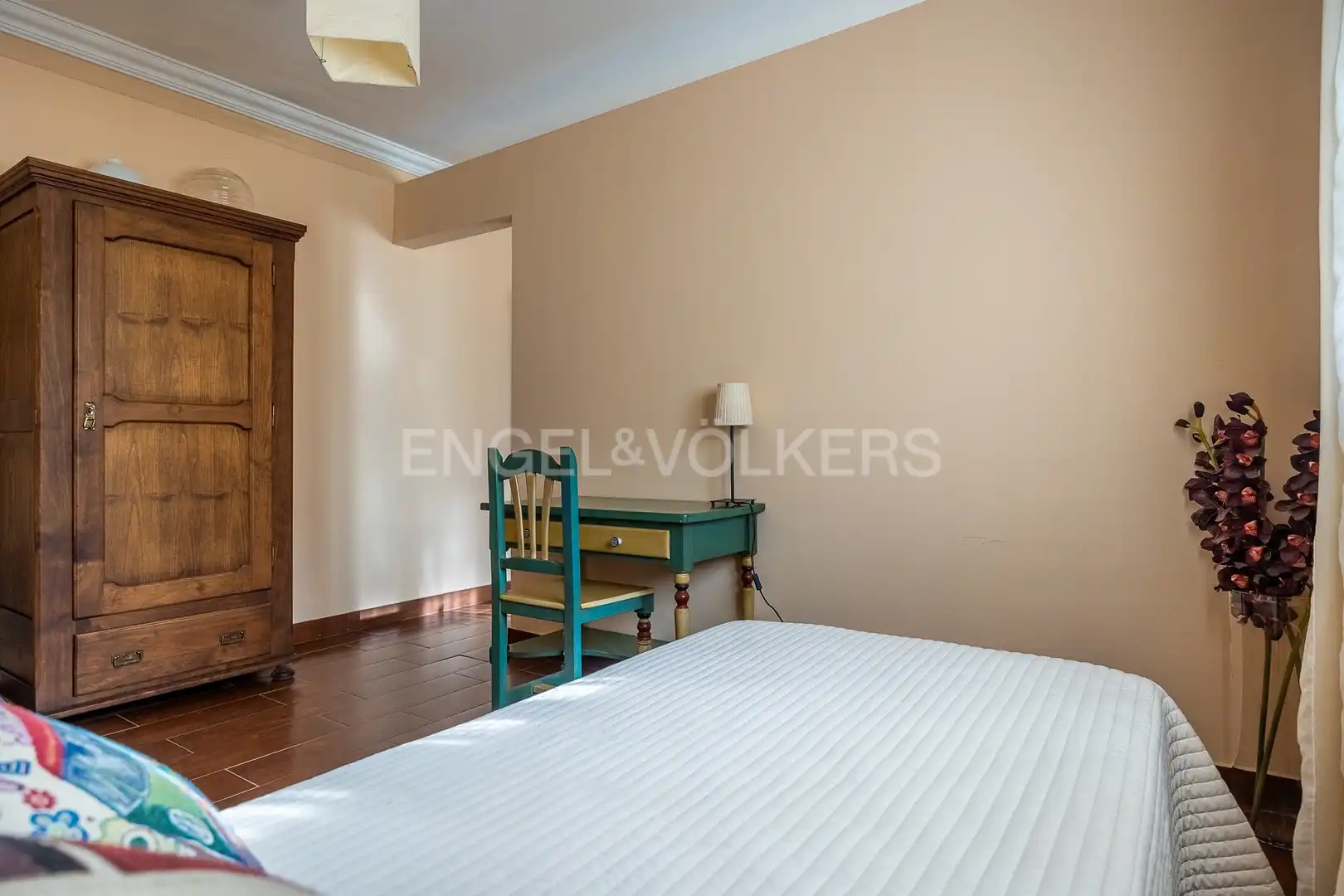 Habitación de Finca rústica en venta en Olivares con Calefacción, Jardín privado y Piscina