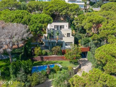 Detached house for sale in Calle Joan Maragall