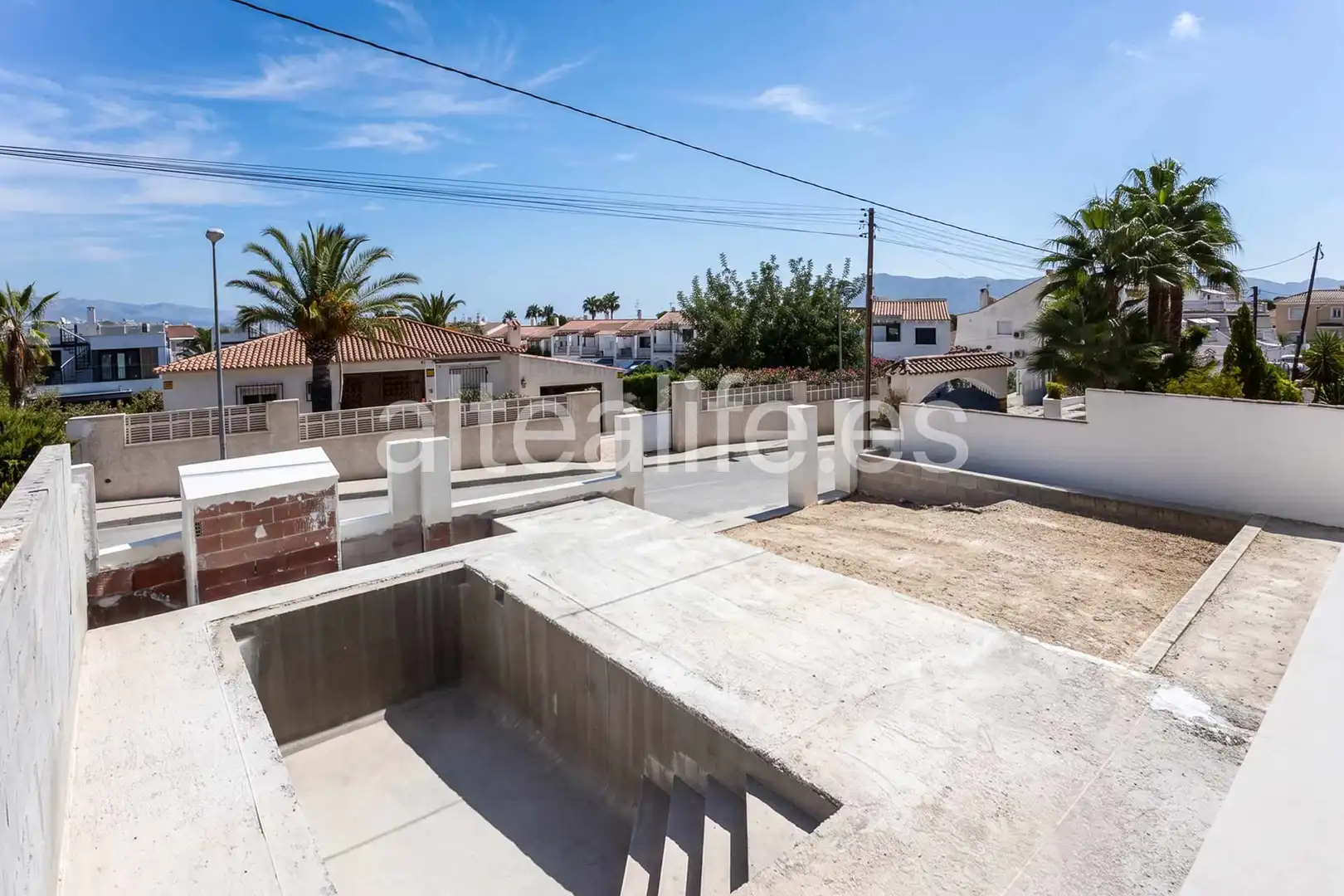 Vista exterior de Casa o chalet en venta en La Nucia con Aire acondicionado, Calefacción y Jardín privado