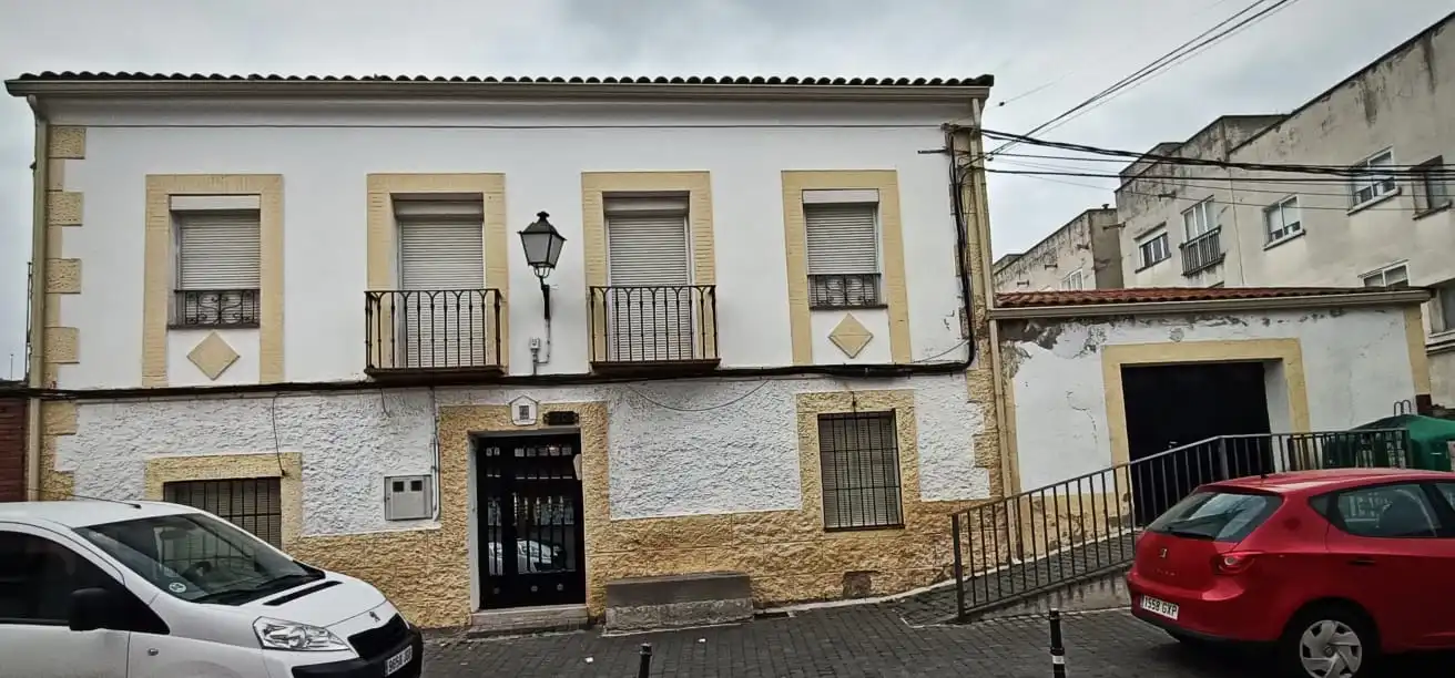Vista exterior de Casa adosada en venta en Talamanca de Jarama con Calefacción, Jardín privado y Internet