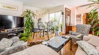 Living room of Flat for sale in  Madrid Capital  with Air Conditioner, Heating and Parquet flooring