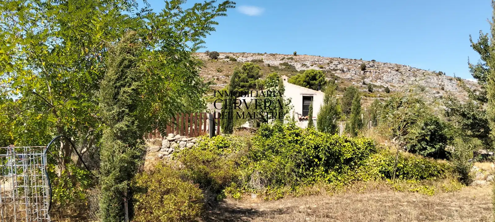 Finca rústica en venda en Albocàsser