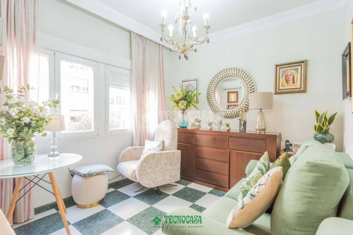 Sala d'estar de Pis en venda en  Almería Capital amb Aire condicionat