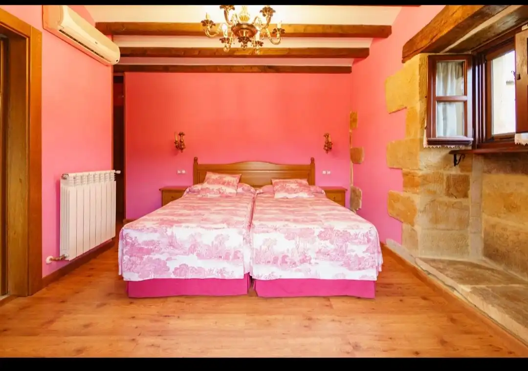 Schlafzimmer von Country house zum Verkauf in Santiurde de Toranzo