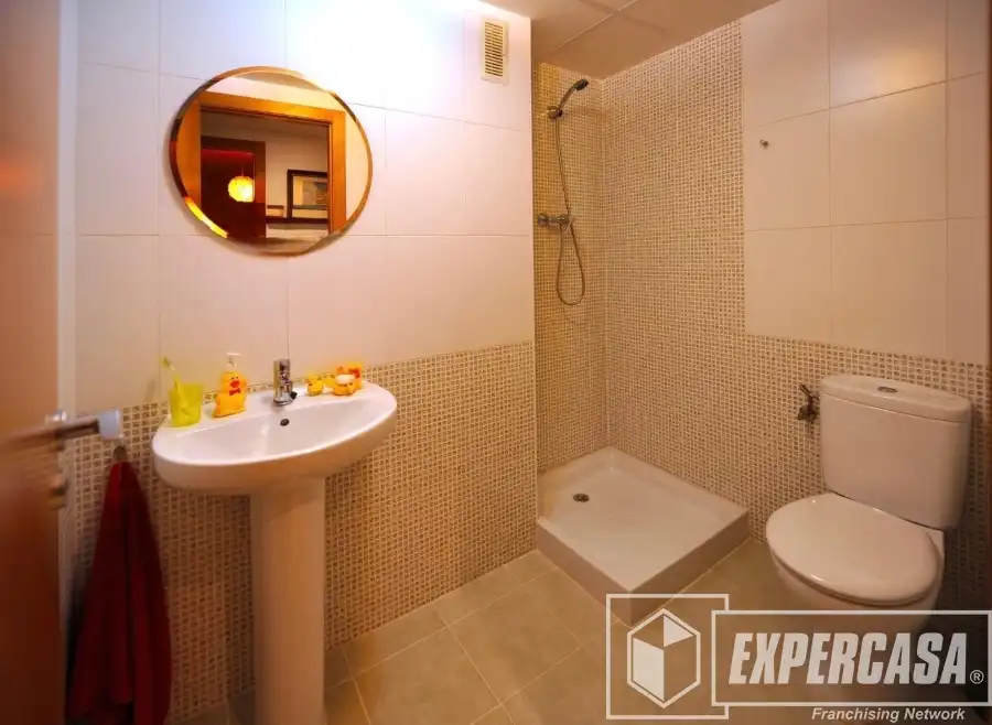 Baño de Piso en venta en Picassent con Aire acondicionado y Trastero