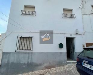 Vista exterior de Casa adosada en venda en Vélez-Rubio