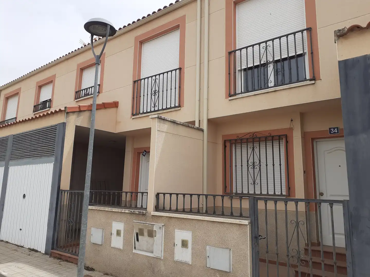 Vista exterior de Casa adosada en venta en Malagón