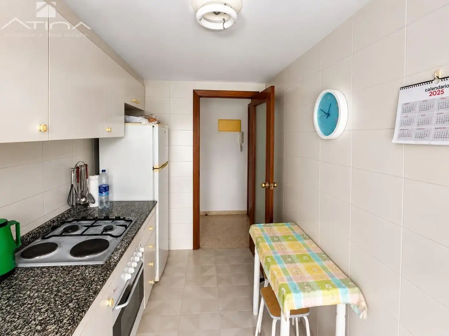 Cuina de Apartament en venda en Gandia amb Terrassa, Traster i Moblat