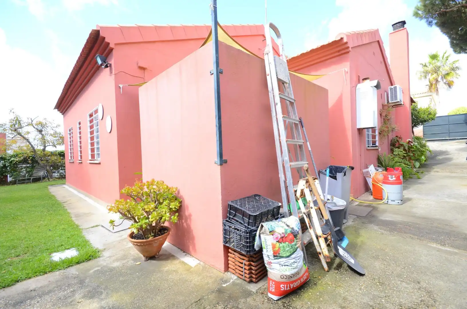 Houses for sale in Calle Mar Negro, Mazagón