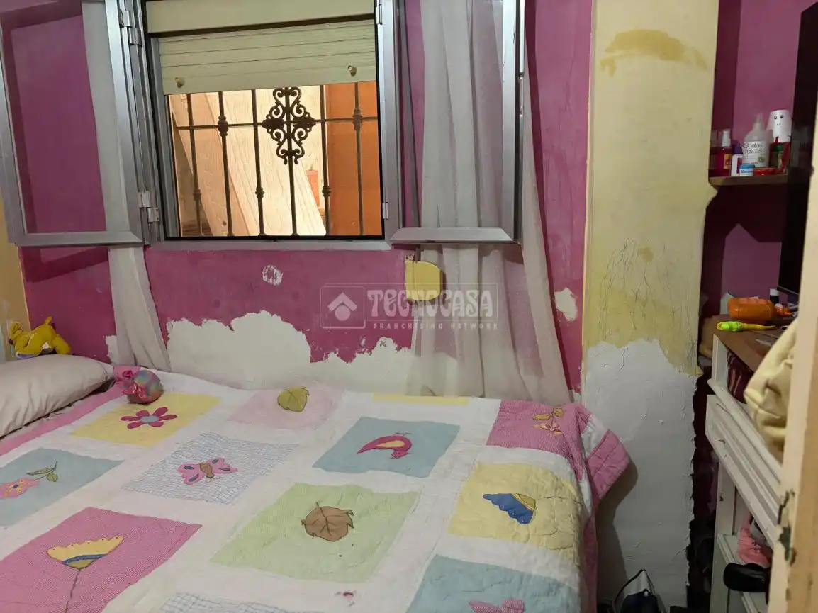 Bedroom of Detached homes for sale in Sevilla