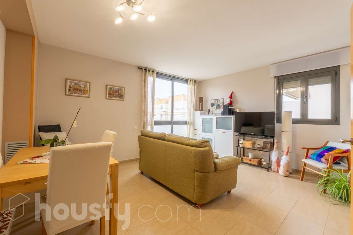 Living room of Flat for sale in Vilanova i la Geltrú  with Air Conditioner, Heating and Terrace