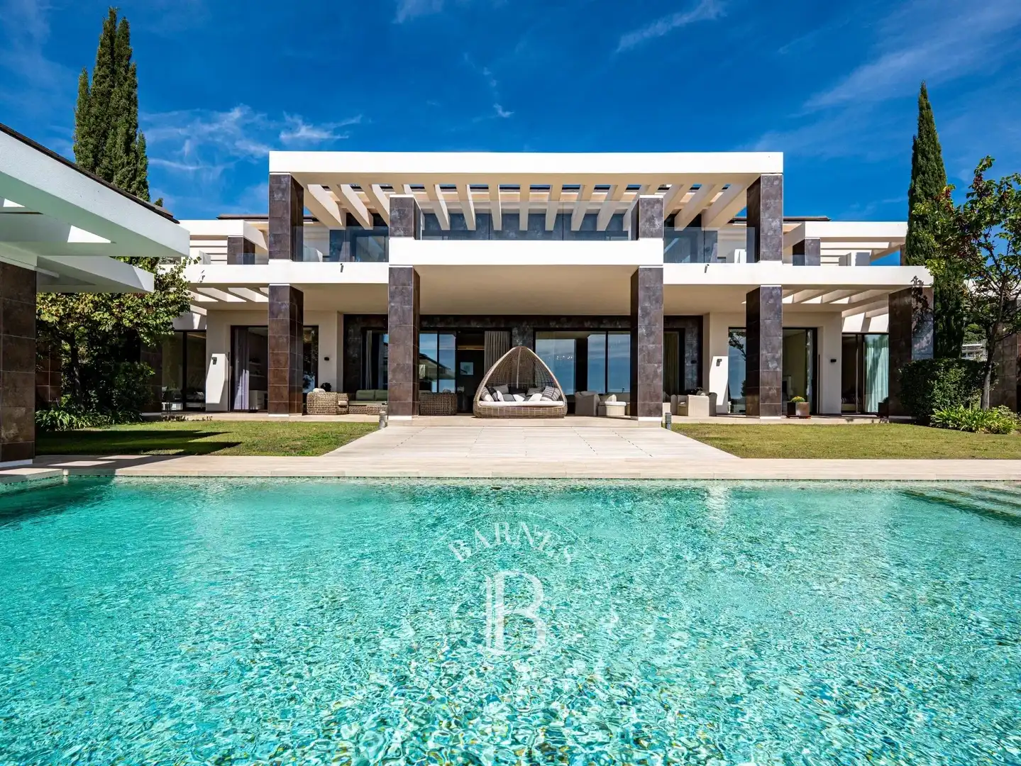 Vista exterior de Casa o chalet en venta en Benahavís con Aire acondicionado, Calefacción y Terraza