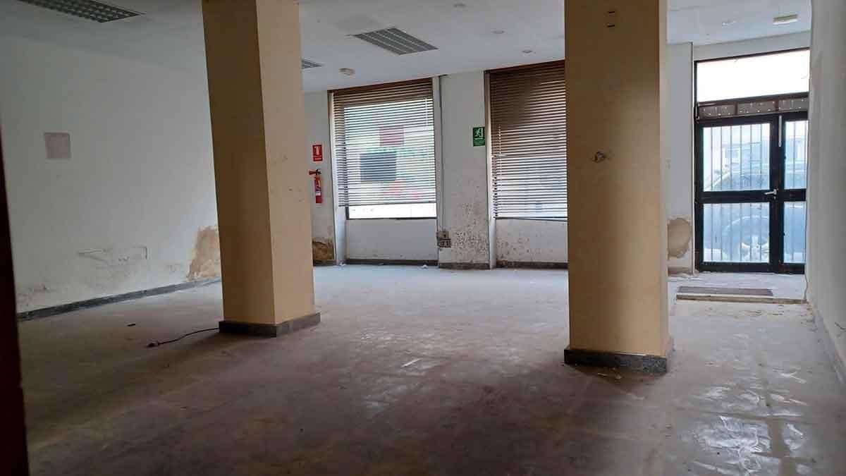 Local en venta en La Pobla Llarga